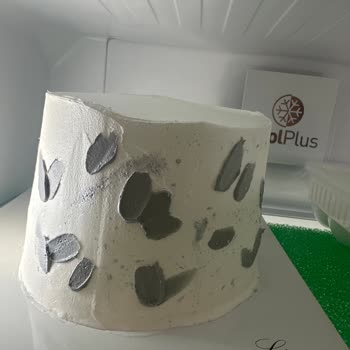 Limp Cake / Patisserie Doğum Günü Pastası Hayal Kırıklığı