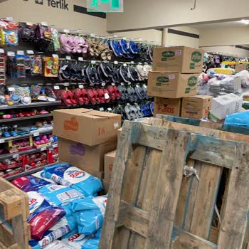 Migros Kaş Da Dikkatsizlik Yüzünden Kaza