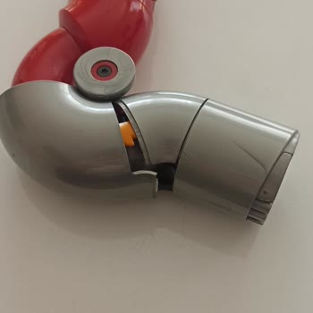 Dyson V12 Koltuk Aparatı Sorunu.