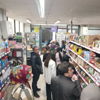 A101 Arefe Günü Kasa Sıkıntısı Ve Müşteri Yoğunluğu