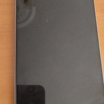 Genpa Yeni Aldığım Telefonun Kutusundan Hasarlı Çıktı!