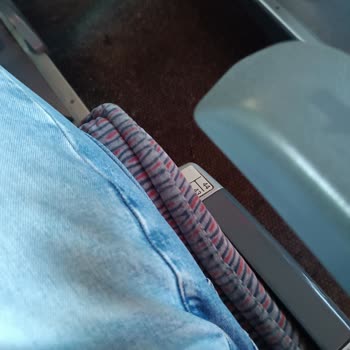 Obilet Metro Turizm Pişmanlıktır 1 Koltuğu 2-3 Kişiye Satıyorlar