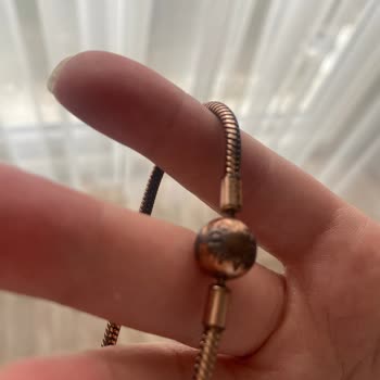 Потемнение браслета Pandora и недовольство клиентов