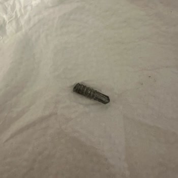 Vadi İstanbul Saray Muhallebicisi Tatlıdan Çivi Çıktı