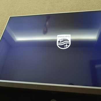 PHILIPS TV 55pus7304 Philips Yazılım Hatası