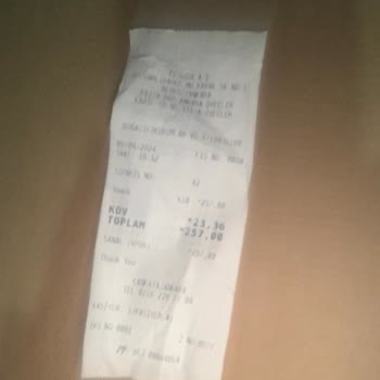Pizza Hut Dalga Geçer Gibi...