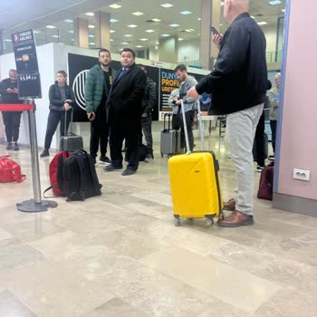 AJet (Anadolu Jet) Sorumsuzluk Ve İlgisizlik, Bilgilendirme Yok Uçağım Nerede Bilinmiyor.