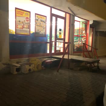 Şok Marketler Mahalle Marketinin Erken Kapanma Ve Hizmet Kalitesi Şikayeti