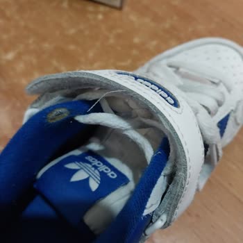 adidas Ayakkabının Aşırı Yıpranması