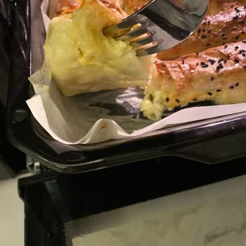 Arçelik Harmony Ankastre Set Fırın Altı Pişirmiyor.