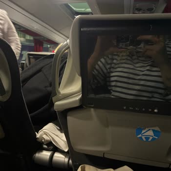 Pamukkale Turizm Bozuk Koltuklar Ve Eski Otobüs