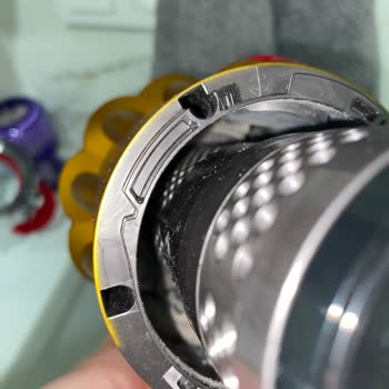 Dyson Çekim Gücü İyi Olmayan Makinemin Tozdan Tıkanması