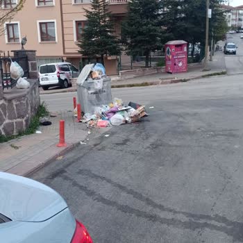Altındağ Belediyesi Toplanmayan Çöp Sorunu
