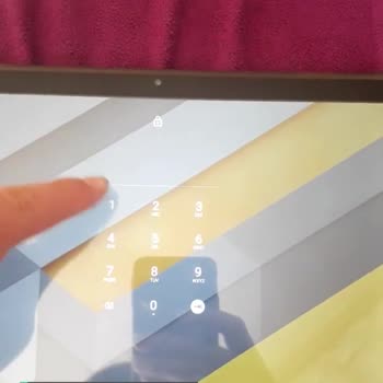 Aidata 1061 Tablet Kendi Kendine Kapanıyor