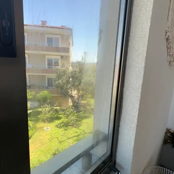 Albert Genau Cam Balkon Buğu Sorunu