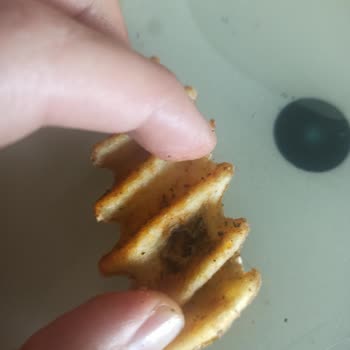 Popeyes Bozuk Yemek Gönderdi