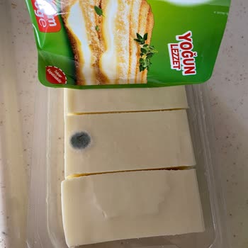 Carrefour SA Marketten Alınan Tost Peynirinde Küf Sorunu