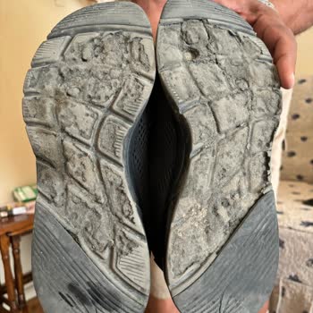 Skechers Taban Yarılma Problemi