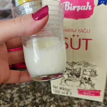 Birşah Yarım Yağlı Süt Bozuk Çıktı