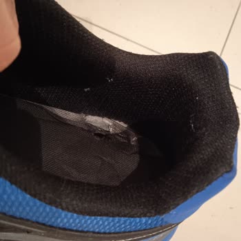 Adana Metro MARKET'ten Aldığım Ayakkabı Yırtıldı