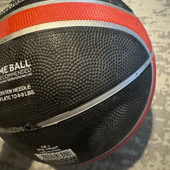 Voit Marka Topun Kıllanılmış Gibi Olması