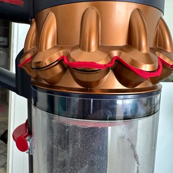 Dyson Ürünün Arkasında Durmuyor