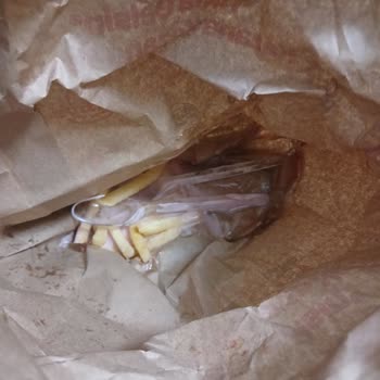 Burger King Beylikdüzü Büyükşehir Çöpe Gitti