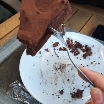 Caribou Coffee Hayatımda Yediğim En Bayat Pasta