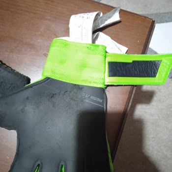 Decathlon Kaleci Eldiveni Ürün