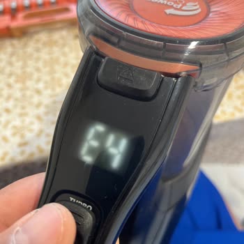 PHILIPS Ev Aletleri Speedmax Dikey Süpürge E4 Arızası