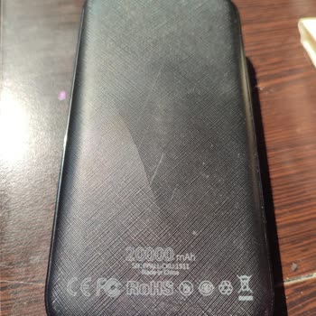 Baseus Powerbank Kalitesizliği Batarya Şişti Kapağı Çatladı