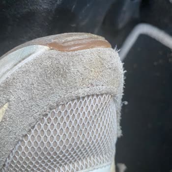 Skechers Marka UNO Kadın Beyaz Spor Ayakkabı Deforme Oldu