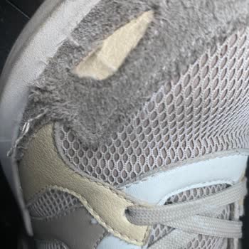 Skechers Marka UNO Kadın Beyaz Spor Ayakkabı Deforme Oldu