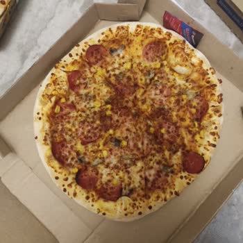 Domino's Pizza Ekstra Malzeme Sorunu