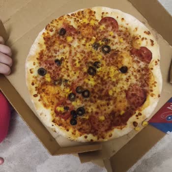 Domino's Pizza Ekstra Malzeme Sorunu