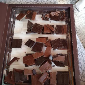 Migros Bayramlık Çikolata Paramparça Çıktı