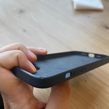 Apple İPhone 13 Kılıf Kalitesizliği