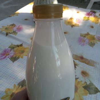 BİM Tarihi Olmayan Süt Satıyor