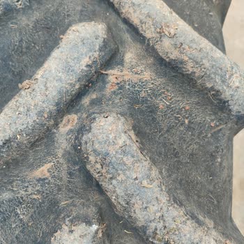 Petlas Lastik Tarla Traktörü Lastik Sorunu: 450 Saatte Biten Lastikler!