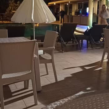 Kleopatra Ada Hotel Otelde Ayrımcılık Ve Bahşiş Etkisi