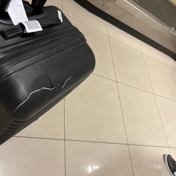 Anadolu Jet Uçuş Firmasının İlgisizliği.