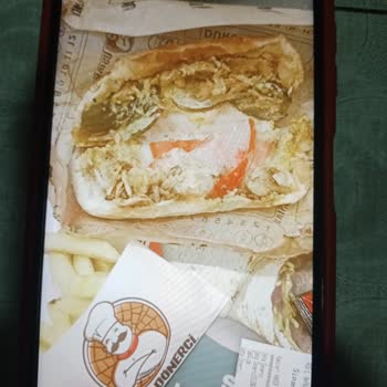 Usta Dönerci Yalancı Menü Döner Ustası Değil Çırağı Bile Olamaz