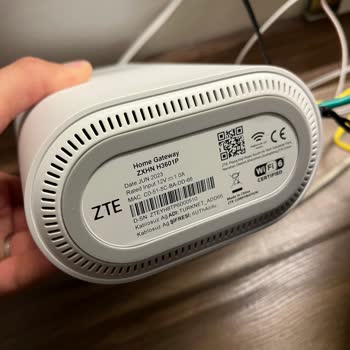 ZTE Modem Durduk Yere Bozuldu