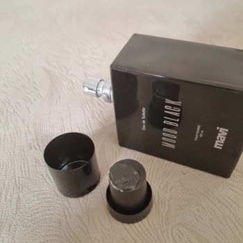 Mavi Parfümlerinin Kapak Kalitesizliği