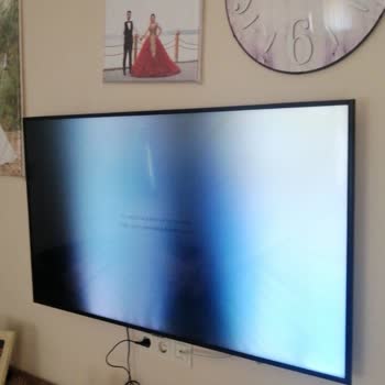 Samsung Televizyonumuz Ekranı Karardı