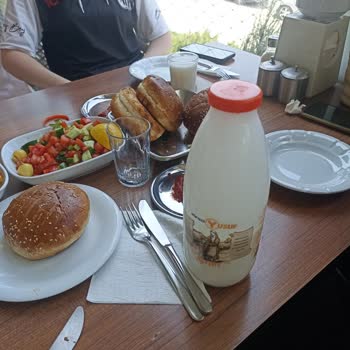 Köfteci Yusuf Tarihi Geçmiş Ürün Veriyor!