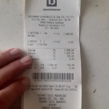 Adidas Firmasının Kalitesiz Ayakkabı Üretimi