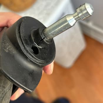 İnglesina Trilogy City Ön Teker Sorunu