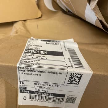 Zara'dan Aldığım Ürünlerin Deforme Olmuş Şekilde Teslim Edilmesi.