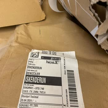 Zara'dan Aldığım Ürünlerin Deforme Olmuş Şekilde Teslim Edilmesi.
